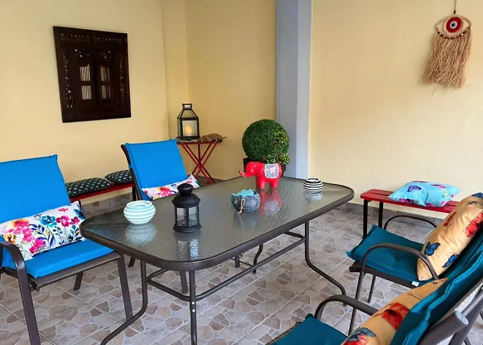 Nikol Apartments